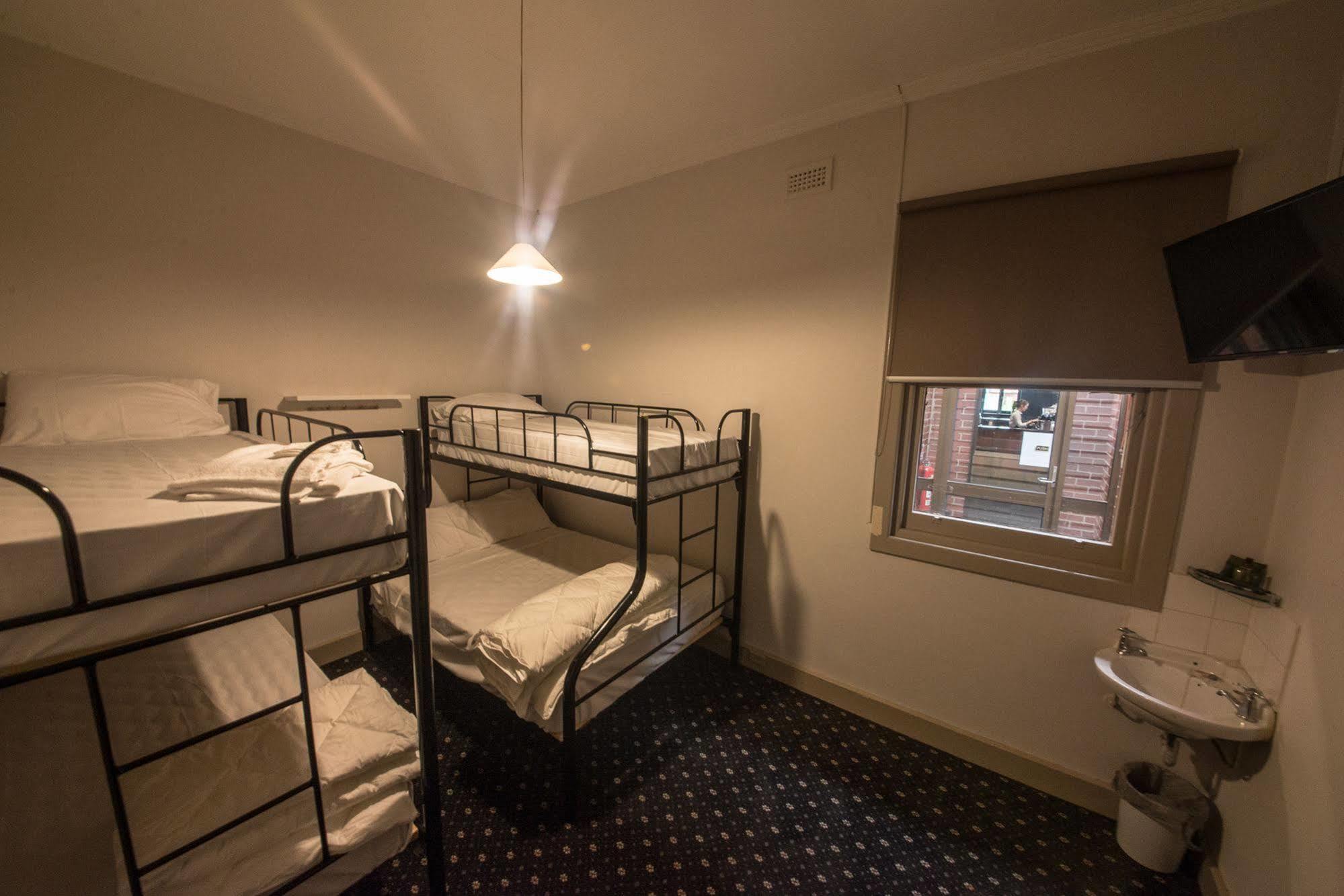 Rooms At Carboni'S Ballarat Ngoại thất bức ảnh